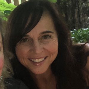 Meet your Posher, Sharon